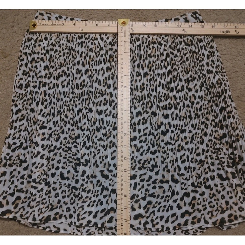 Banana Republic Skirt Women's 8 Leopard‎ Print Flowing Mini Mid Waist